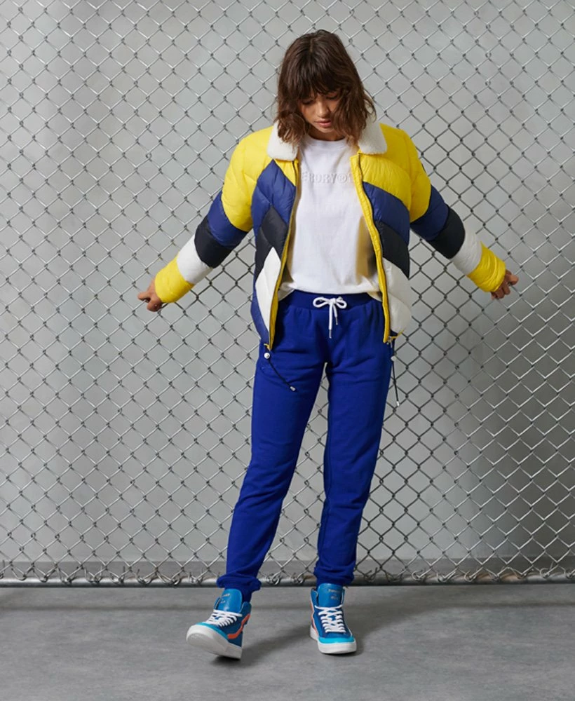 SUPERDRY Sportstyle Embossed T-Shirt Optic 1 SUPERDRY Sportstyle Embossed T-Shirt Optic