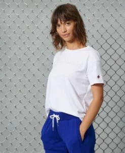 SUPERDRY Sportstyle Embossed T-Shirt Optic 10 SUPERDRY Sportstyle Embossed T-Shirt Optic -Sportswear Sales 2022 upload9223368955665754379