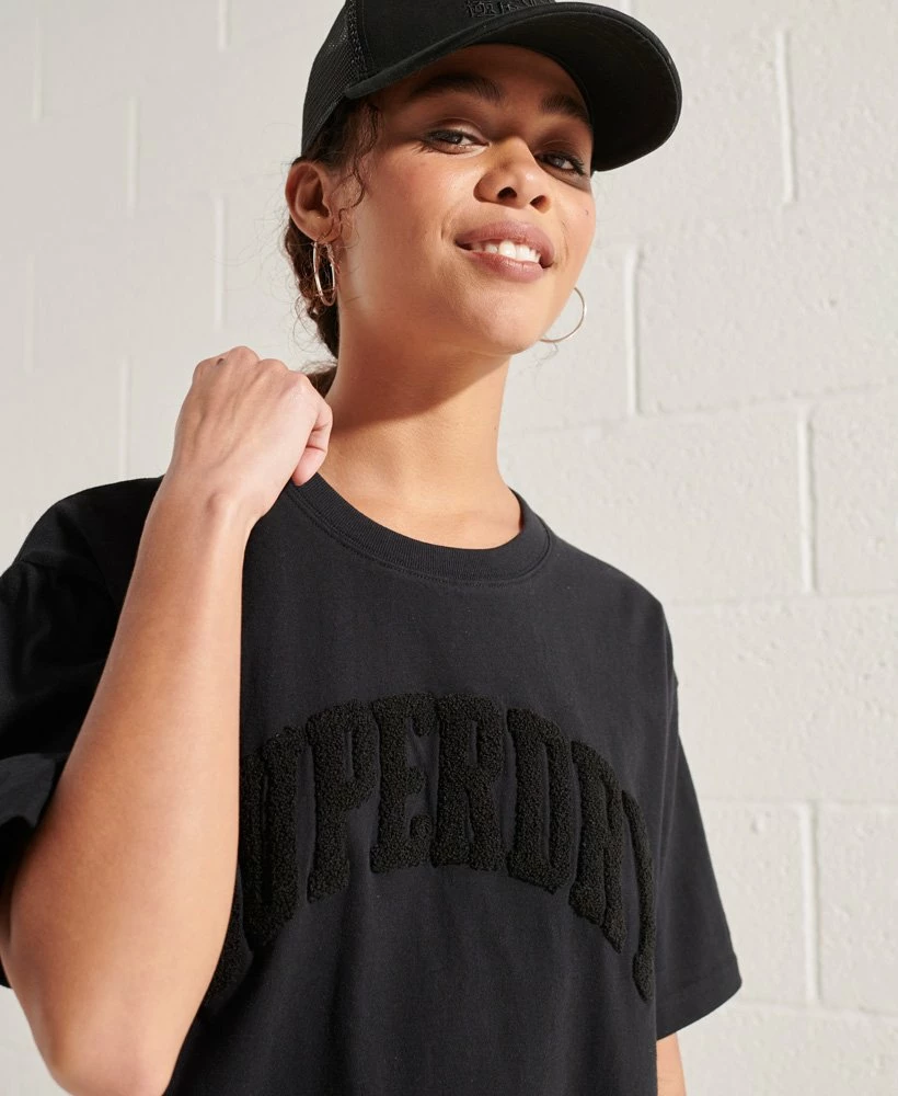 SUPERDRY Varsity Arch Mono T-Shirt Optic 2 SUPERDRY Varsity Arch Mono T-Shirt Optic - Image 2