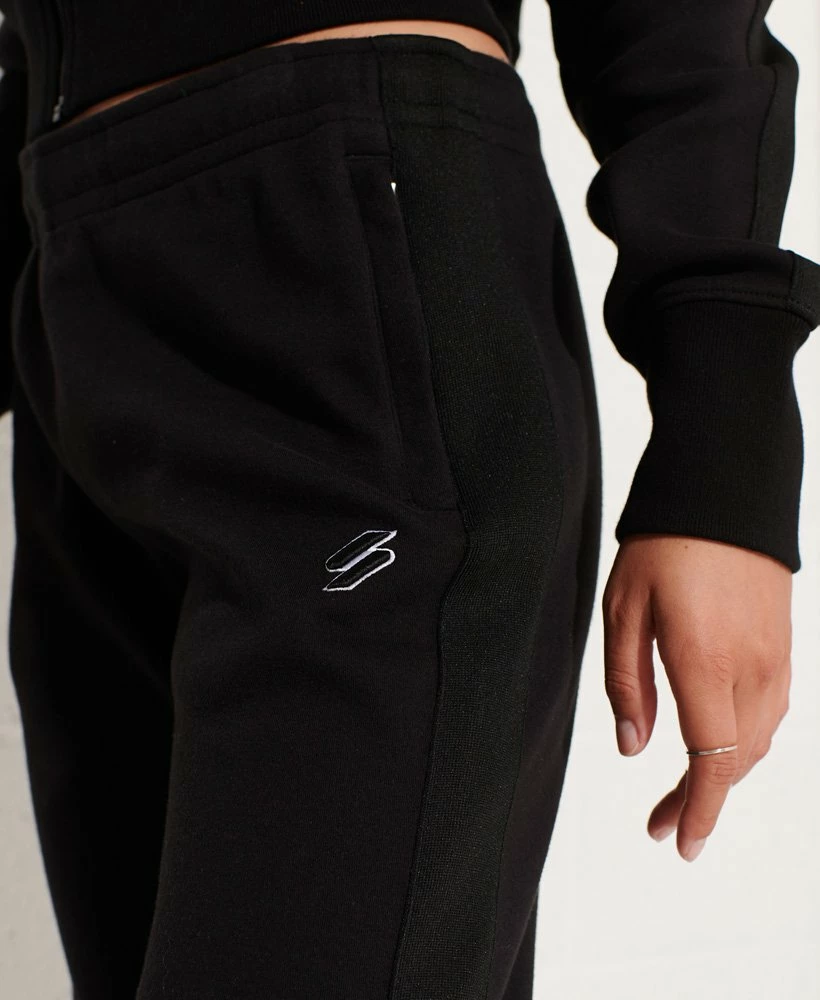 SUPERDRY Code Trackpants Risk Red 4 SUPERDRY Code Trackpants Risk Red - Image 4