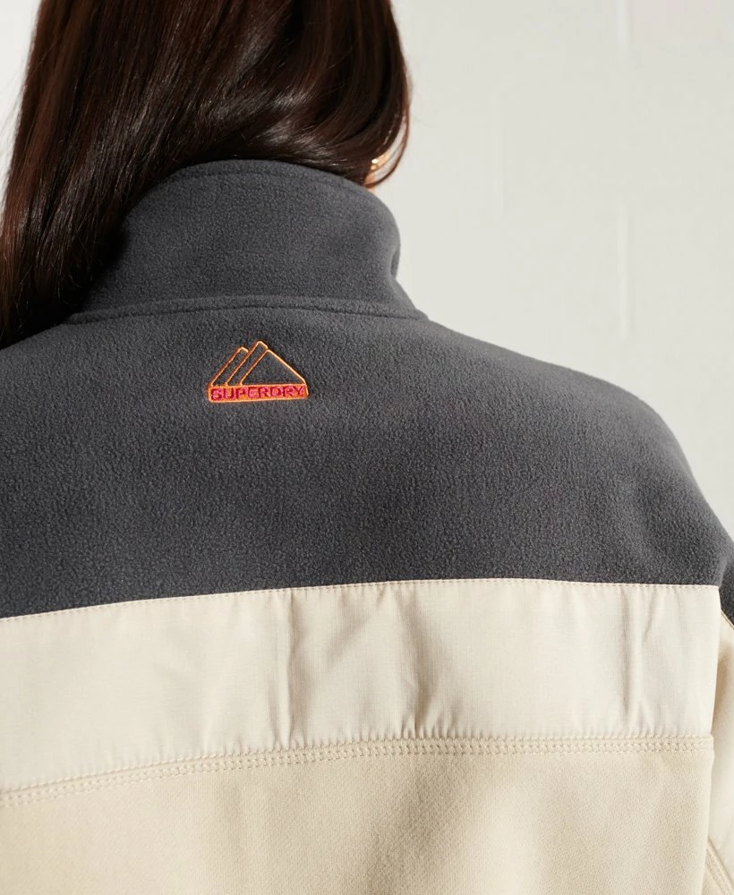 SUPERDRY Mountain Sport Dolman Henley Top Black 7 SUPERDRY Mountain Sport Dolman Henley Top Black - Image 7