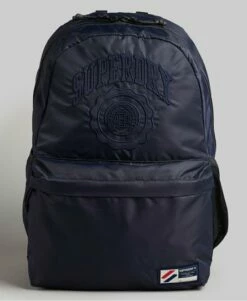 SUPERDRY Unisex Code Graphic Montana Rucksack Oregon Green -Sportswear Sales 2022 upload9223368955666003673 1